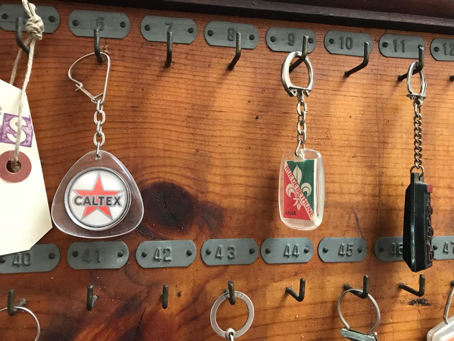 Vintage Wall Mounted Wooden Key Rack With Metal Numbered Name Tags Filled With 90 Vintage Keychains ($450 Retail Value In Keychains Alone) 47'W x 29'H [Photo 7]