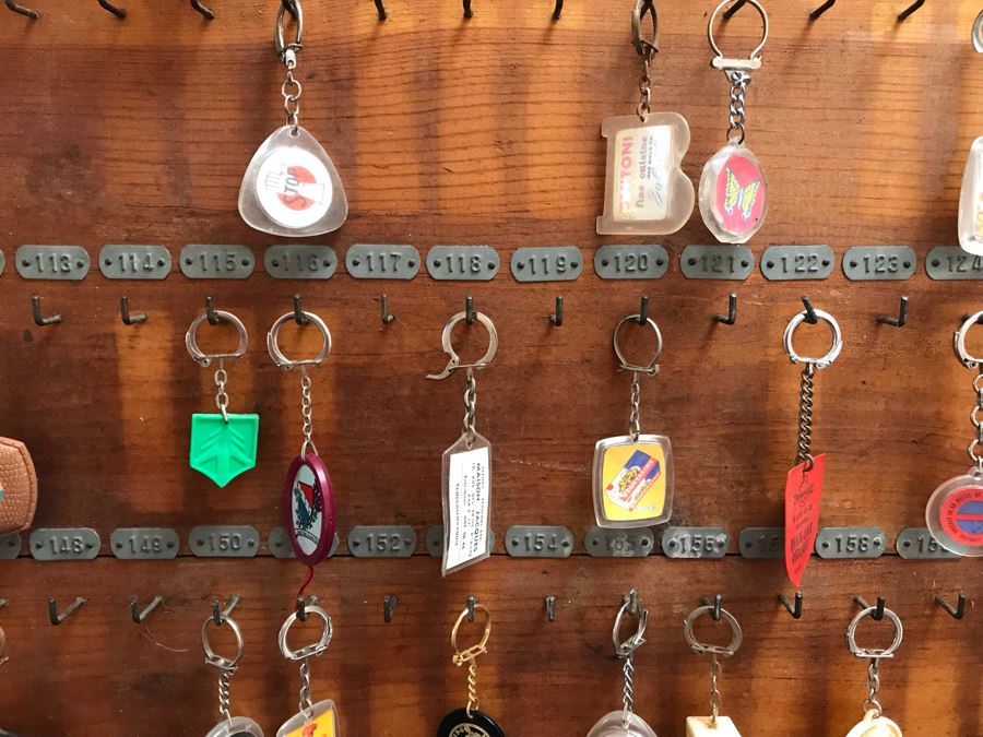 Vintage Wall Mounted Wooden Key Rack With Metal Numbered Name Tags