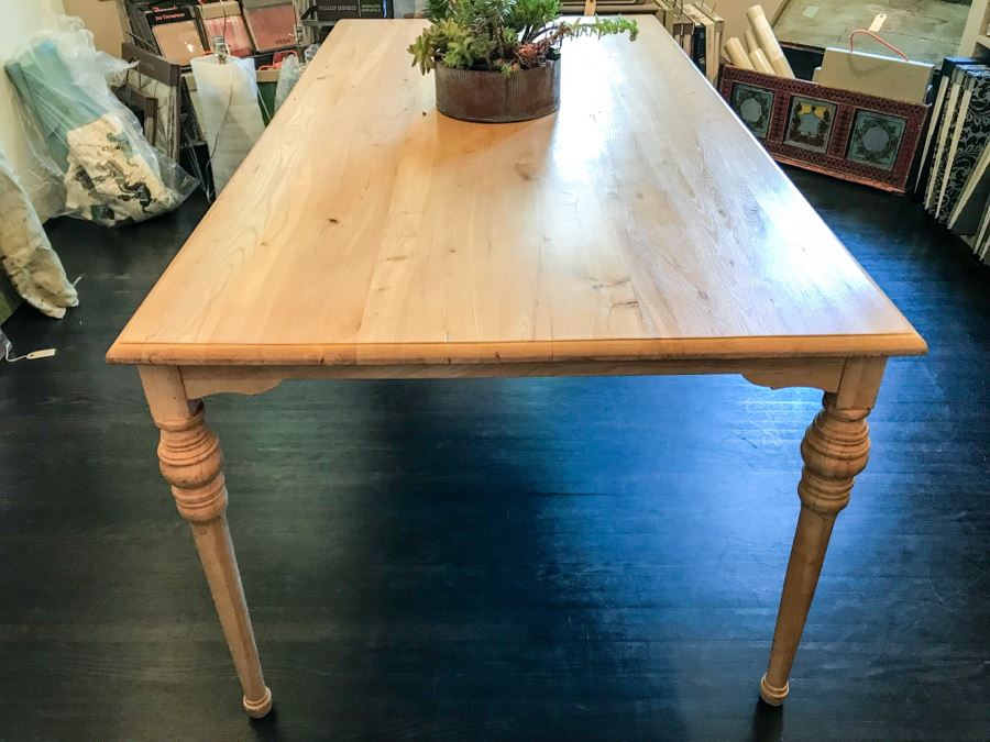 Nice Pine Table With Turned Legs 71' X 37'