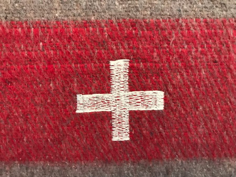 Set Of (4) Designer Upholstered Dining Chairs With Queen Anne Legs [Photo 11]