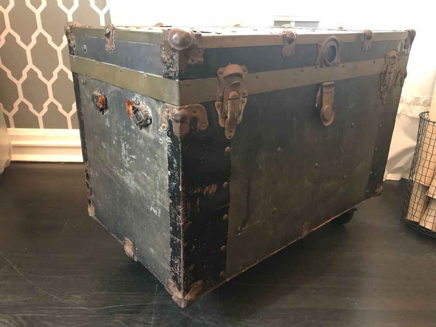 Vintage Steamer Trunk On Casters Coffee Side Table [Photo 5]