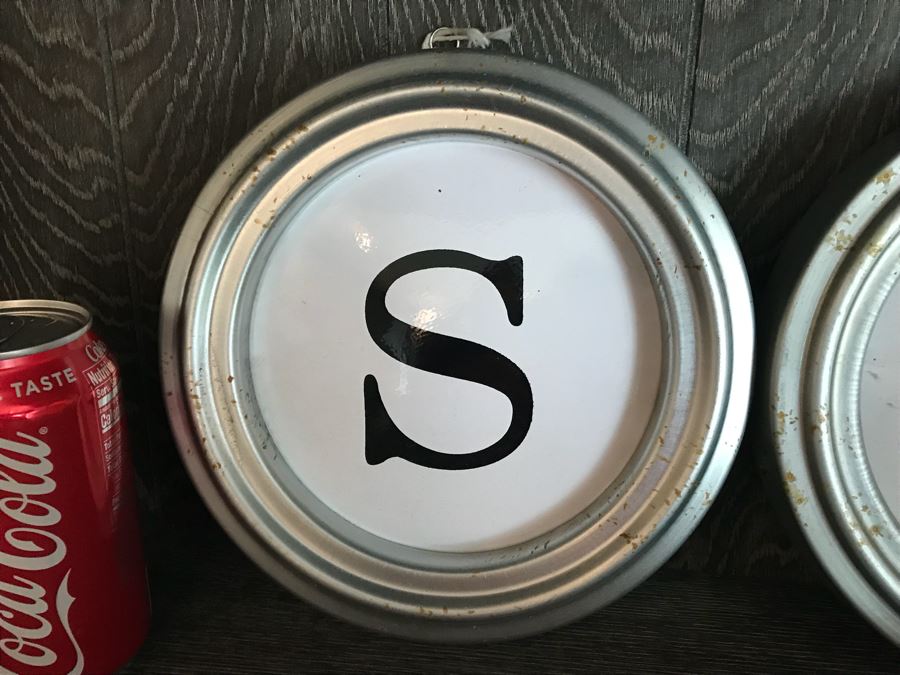 Set Of (4) Metal Framed Tin Letters [Photo 4]