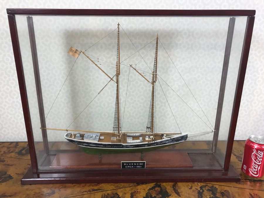 Wooden Sailing Ship Model With Stand Inside Glass Display Case With Plaque Reading Bluenose Circa - 1921 [Photo 14]