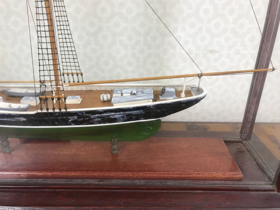 Wooden Sailing Ship Model With Stand Inside Glass Display Case With Plaque Reading Bluenose Circa - 1921 [Photo 6]