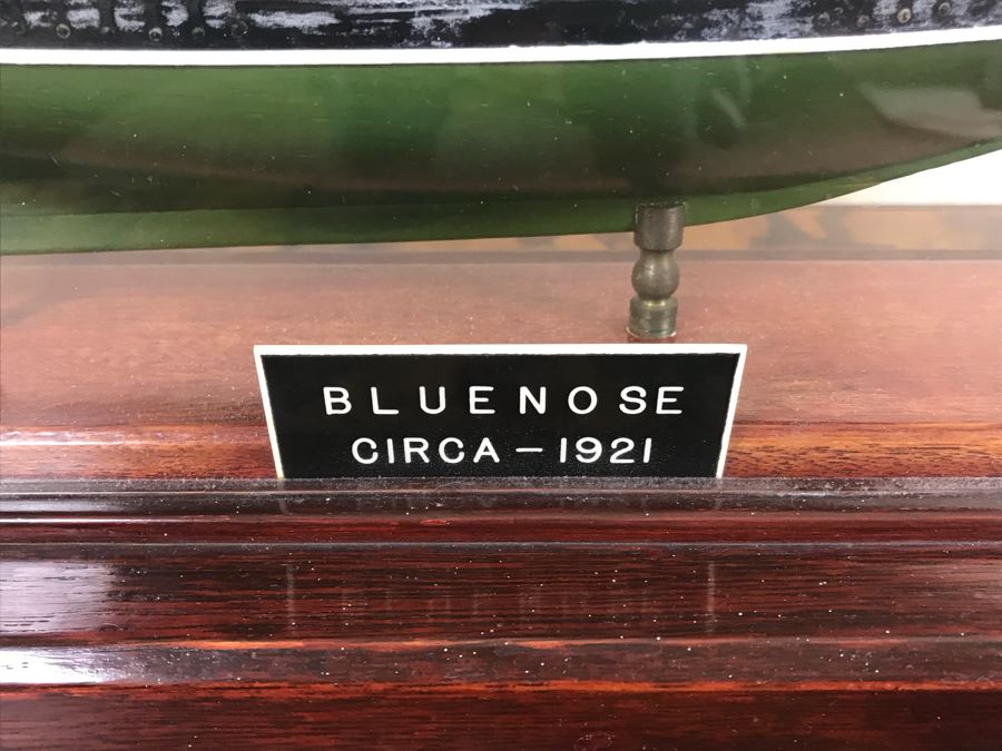 Wooden Sailing Ship Model With Stand Inside Glass Display Case With Plaque Reading Bluenose Circa - 1921 [Photo 17]