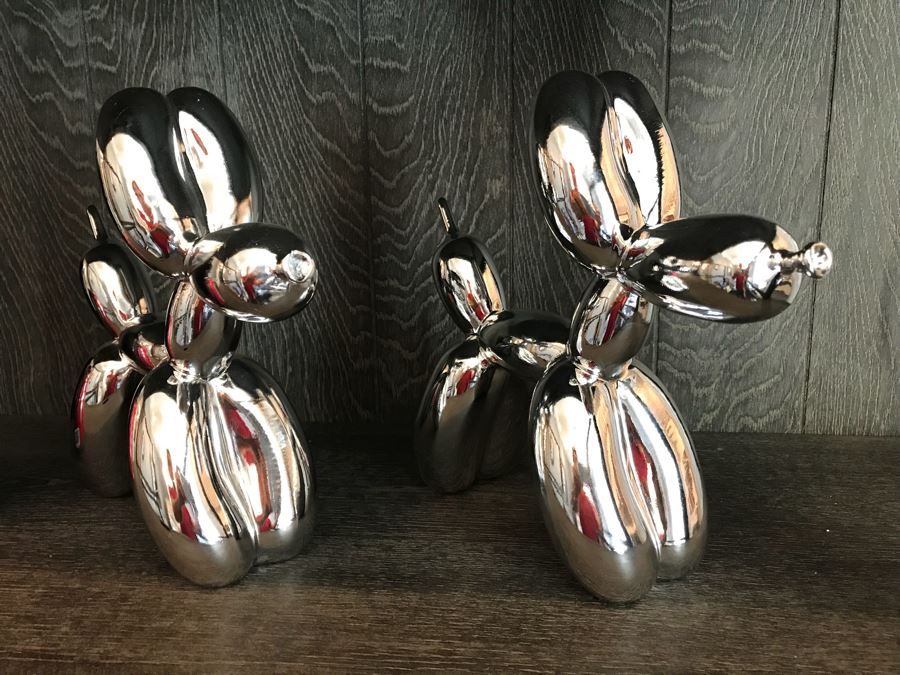 Pair Of Metal Balloon Dogs