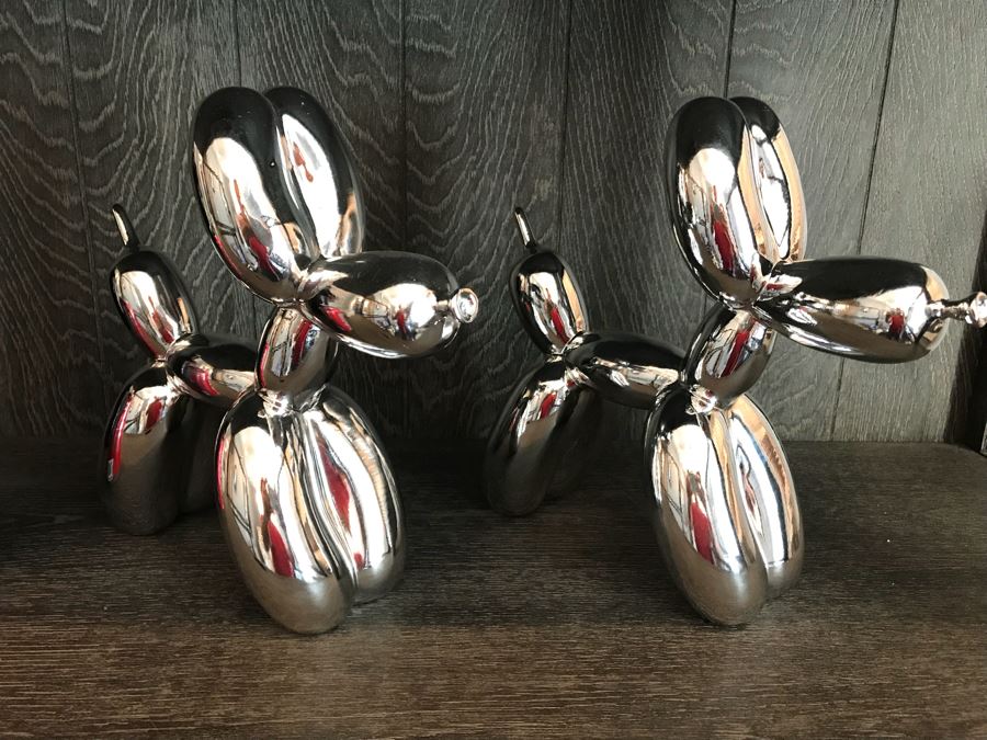 Pair Of Metal Balloon Dogs [Photo 2]