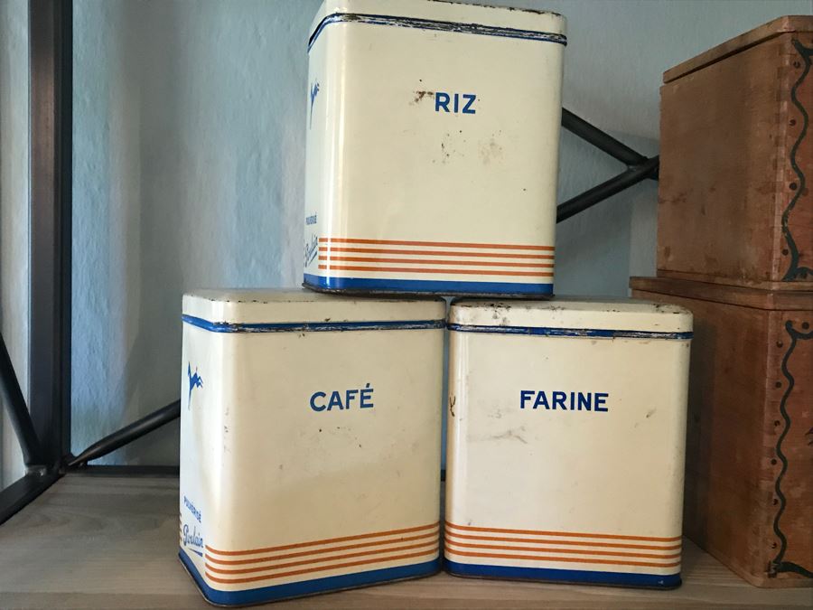 Vintage Wooden Hand Painted Rooster Nesting Boxes And (3) Vintage Tin Canisters [Photo 9]