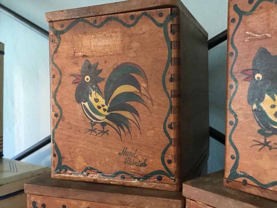 Vintage Wooden Hand Painted Rooster Nesting Boxes And (3) Vintage Tin Canisters [Photo 7]