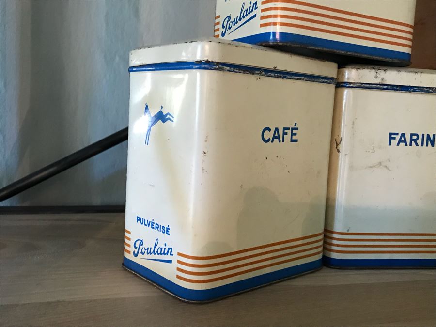 Vintage Wooden Hand Painted Rooster Nesting Boxes And (3) Vintage Tin Canisters [Photo 10]