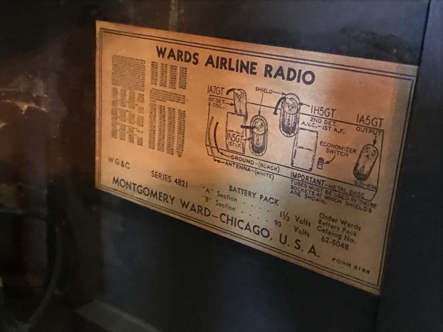 Vintage Montgomery Wards Airline Radio Needs Servicing [Photo 8]