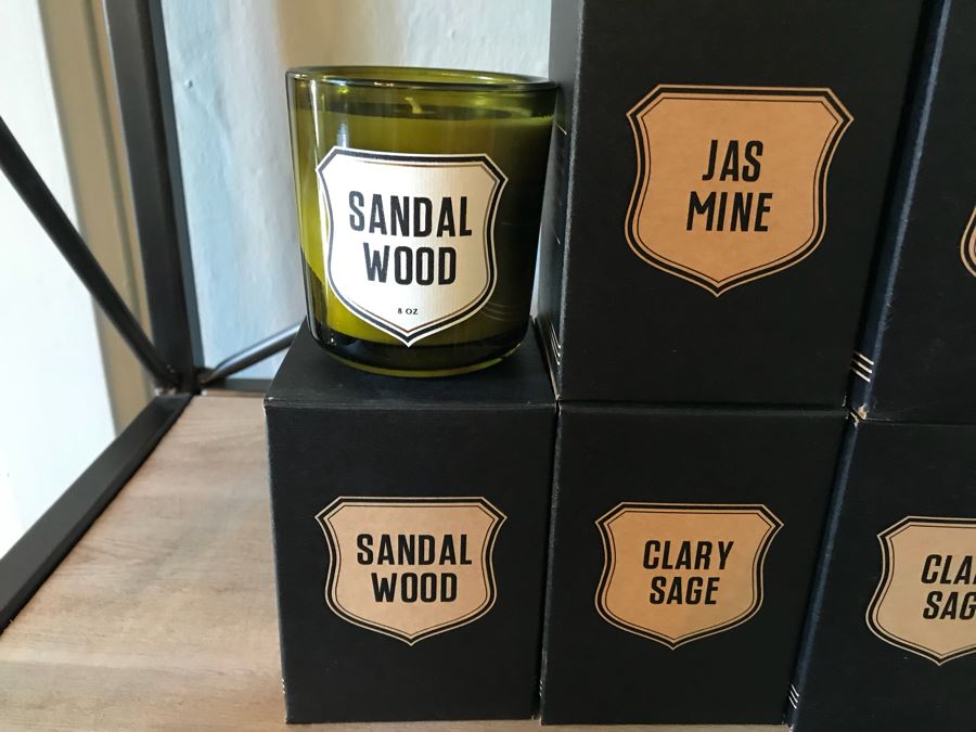 Set Of (8) New Izola Vegetable Wax Candles Retail $280 [Photo 4]
