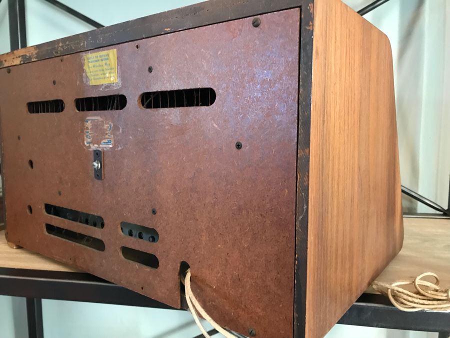 Vintage PHILCO Tube Radio Built To Receive Television Sound Needs Servicing [Photo 14]