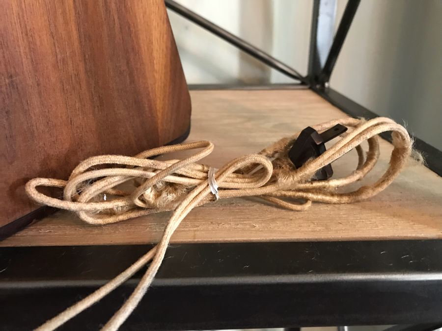 Vintage PHILCO Tube Radio Built To Receive Television Sound Needs Servicing [Photo 15]