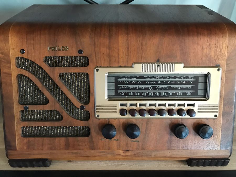 Vintage PHILCO Tube Radio Built To Receive Television Sound Needs Servicing [Photo 3]
