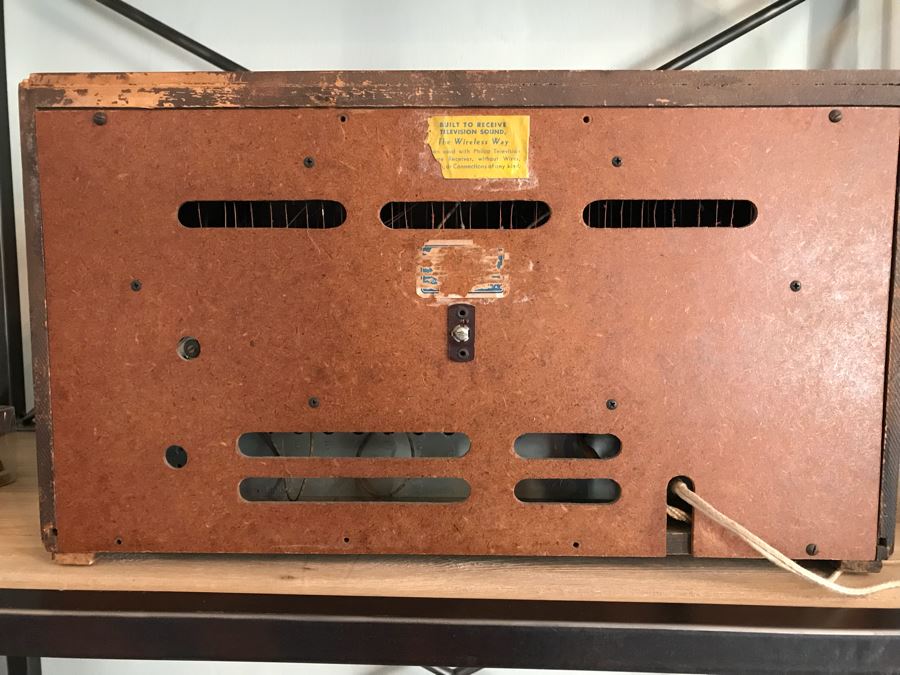 Vintage PHILCO Tube Radio Built To Receive Television Sound Needs Servicing [Photo 12]