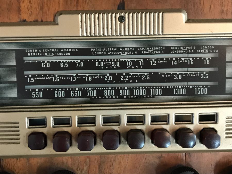 Vintage PHILCO Tube Radio Built To Receive Television Sound Needs Servicing [Photo 9]