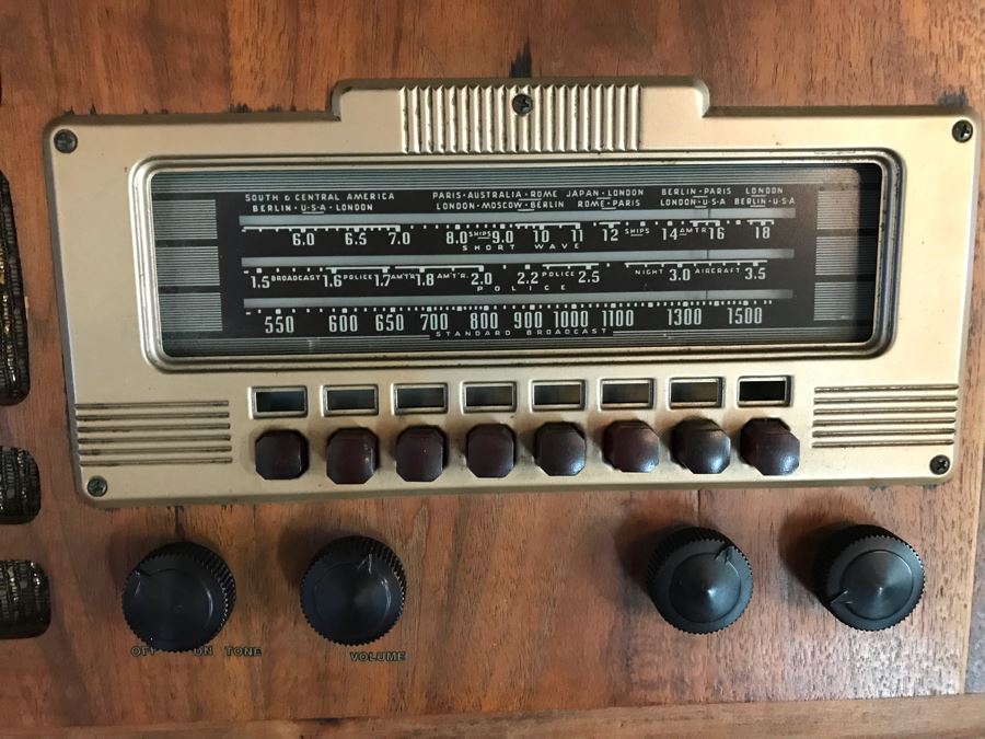 Vintage PHILCO Tube Radio Built To Receive Television Sound Needs Servicing [Photo 8]