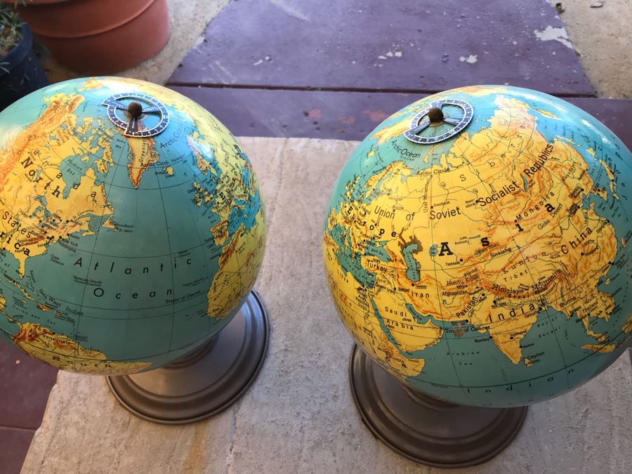 Vintage Pair Of 1962 Denoyer-Geppert Co World Globes With Metal Base [Photo 19]