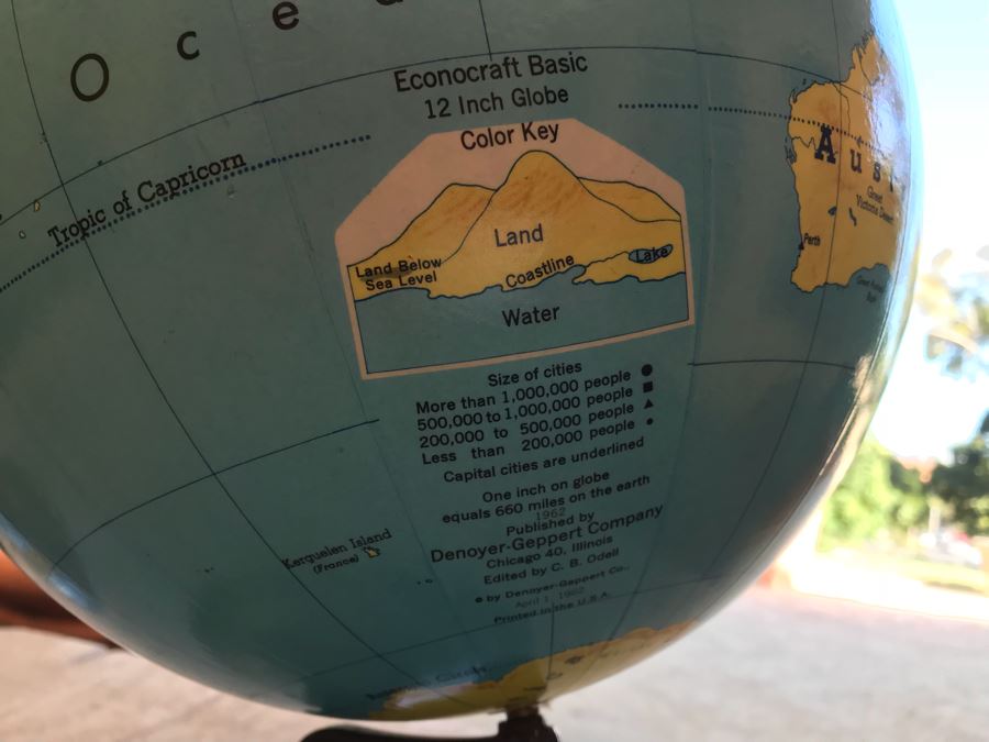 Vintage Pair Of 1962 Denoyer-Geppert Co World Globes With Metal Base [Photo 16]