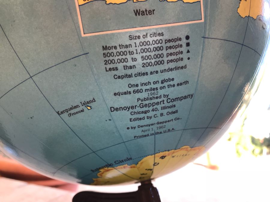 Vintage Pair Of 1962 Denoyer-Geppert Co World Globes With Metal Base [Photo 17]