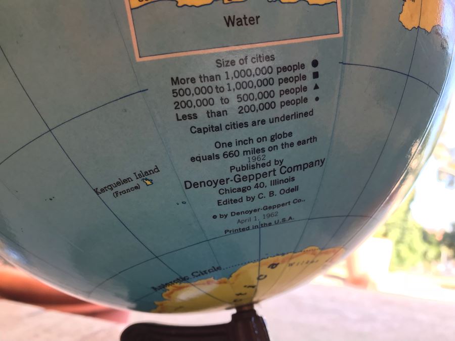 Vintage Pair Of 1962 Denoyer-Geppert Co World Globes With Metal Base [Photo 18]
