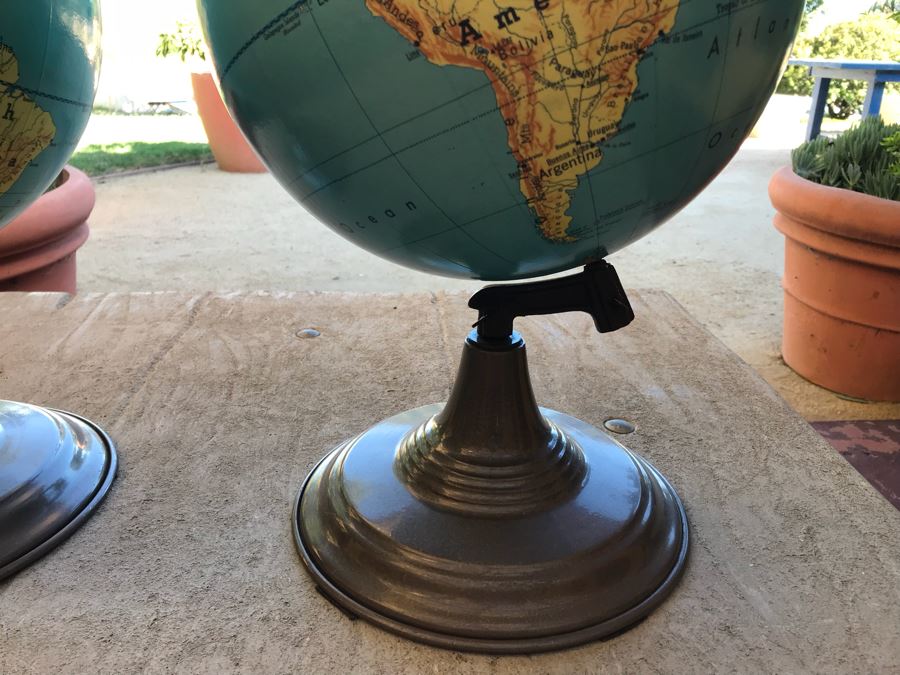 Vintage Pair Of 1962 Denoyer-Geppert Co World Globes With Metal Base [Photo 7]