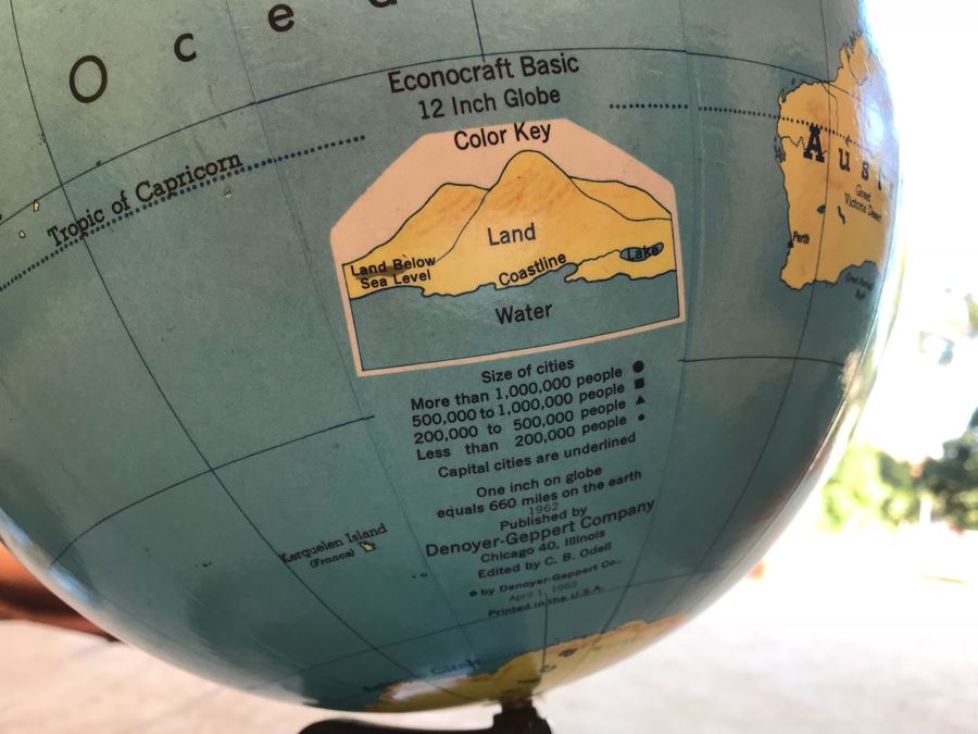 Vintage Pair Of 1962 Denoyer-Geppert Co World Globes With Metal Base [Photo 15]
