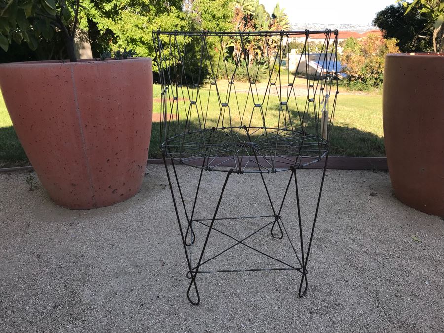 Collapsible Wire Frame Basket [Photo 7]