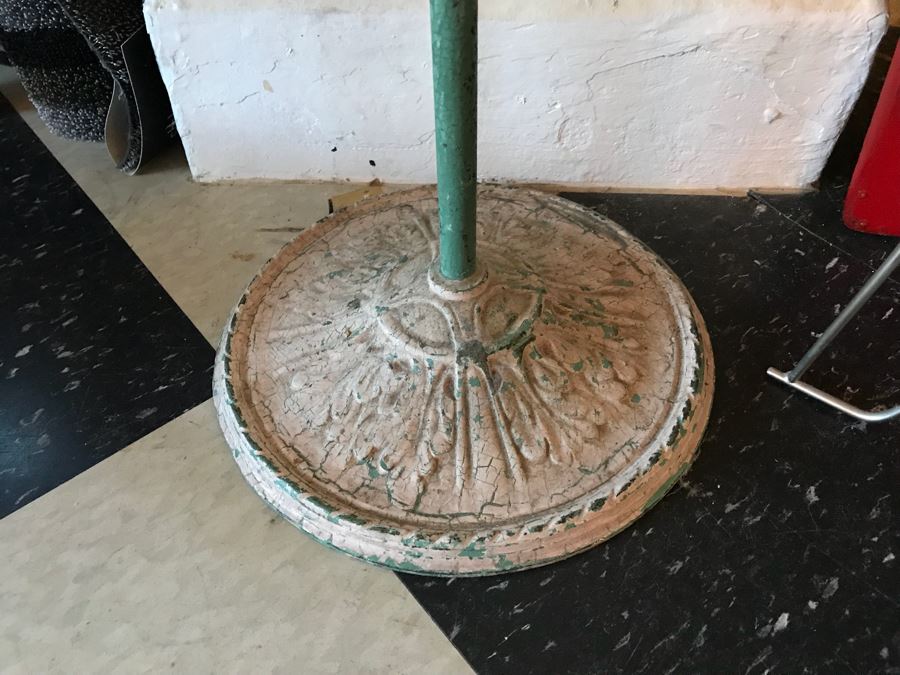 Metal Bird Cage With Vintage Metal Stand [Photo 8]