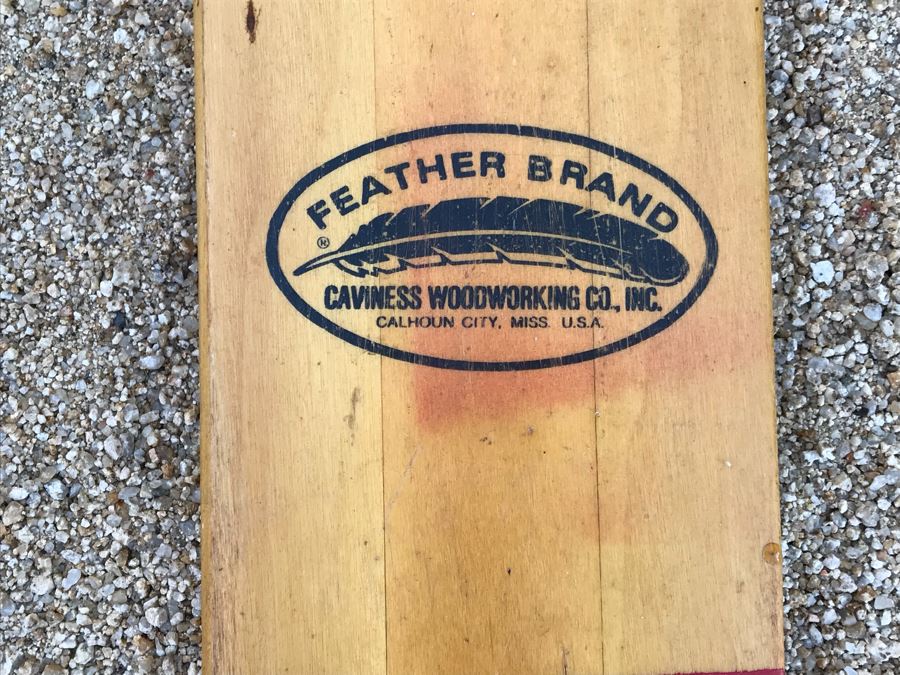 Pair Of Wall Mountable Vintage Rowboat Oars Feather Brand Caviness Woodworking Co [Photo 5]