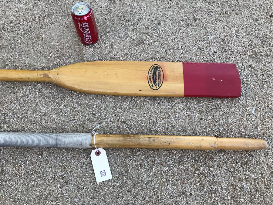 Pair Of Wall Mountable Vintage Rowboat Oars Feather Brand Caviness Woodworking Co [Photo 4]