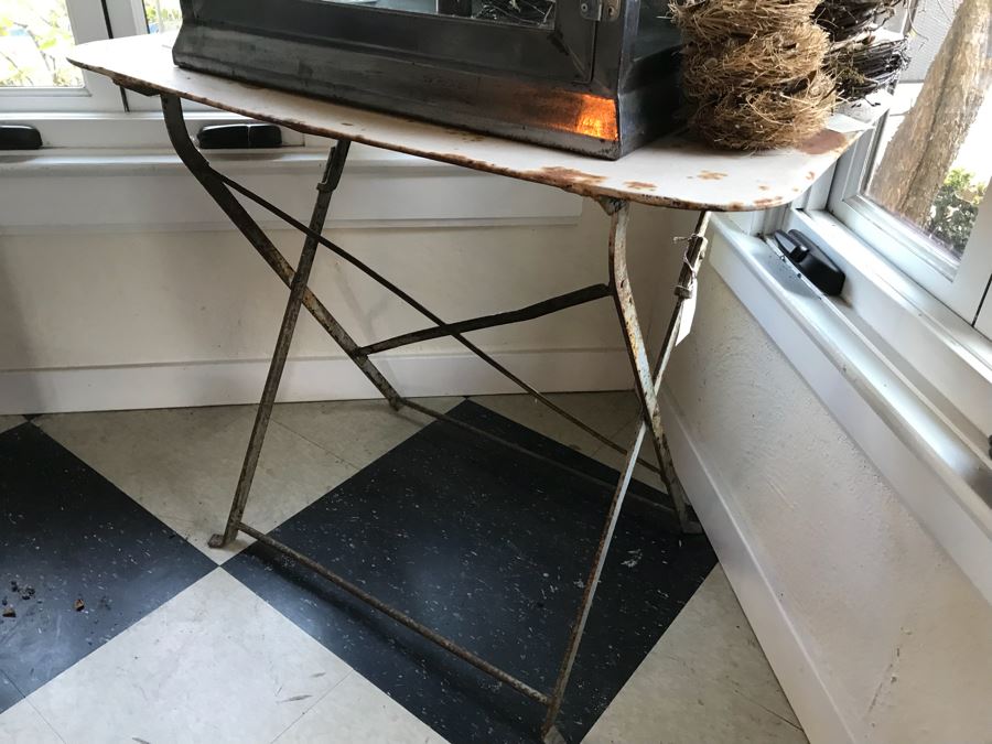 Vintage Metal Table [Photo 2]