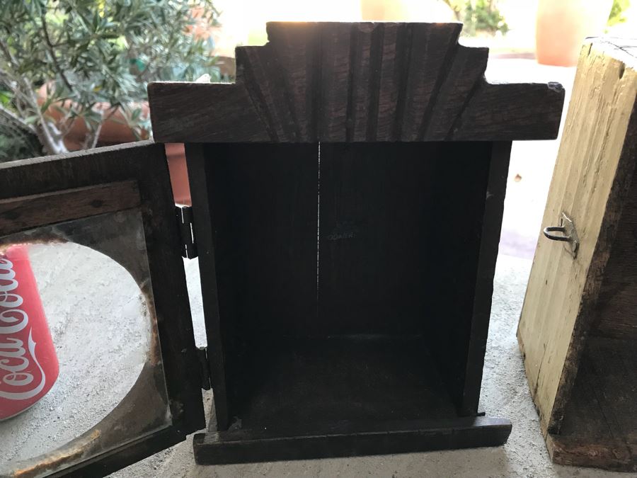 Pair Of Vintage Wooden Wall Mounted Display Boxes [Photo 16]