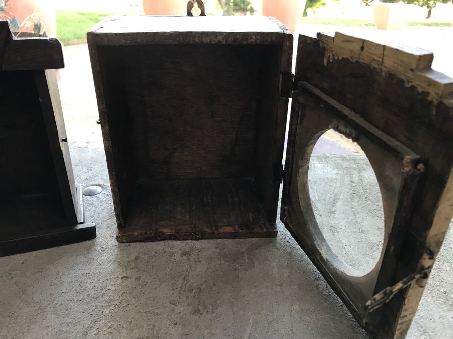 Pair Of Vintage Wooden Wall Mounted Display Boxes [Photo 14]