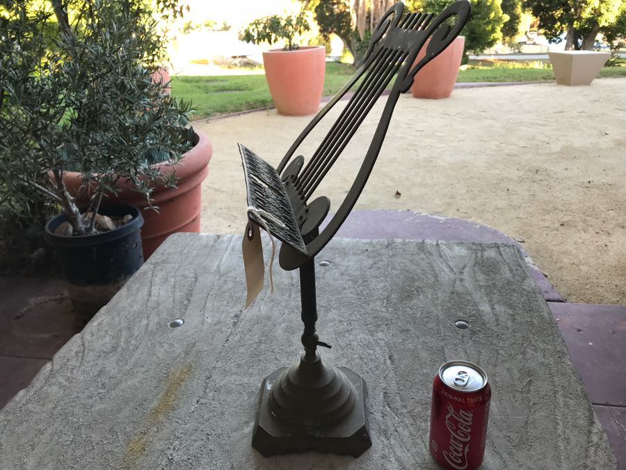 Vintage Brass Lyre Music Display Stand [Photo 11]