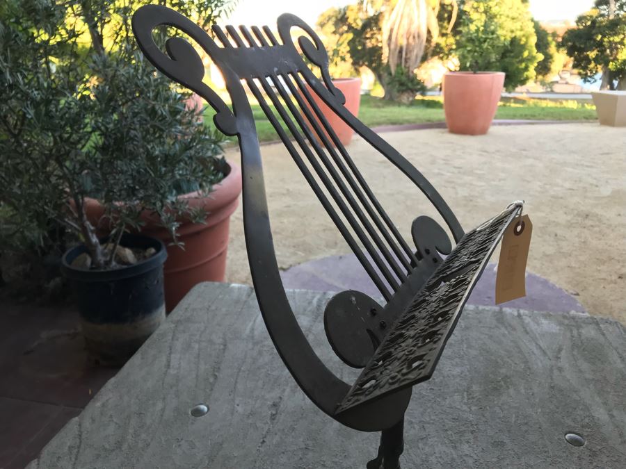Vintage Brass Lyre Music Display Stand [Photo 19]