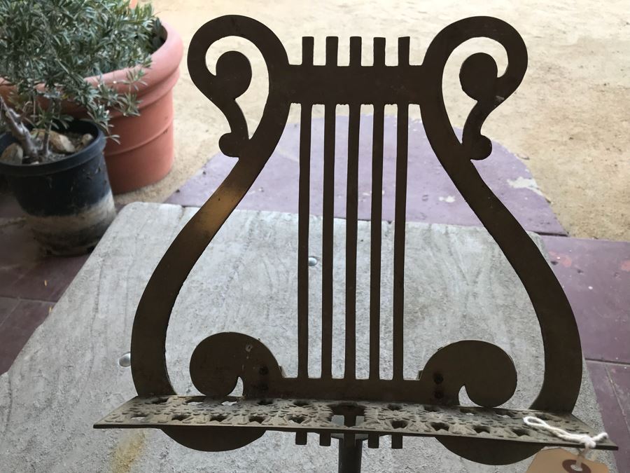 Vintage Brass Lyre Music Display Stand [Photo 9]