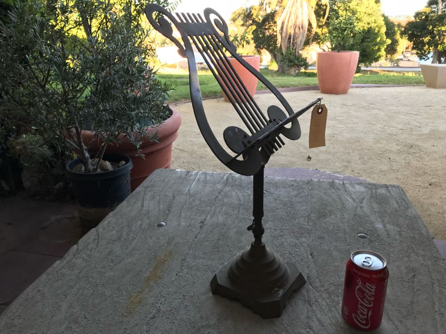 Vintage Brass Lyre Music Display Stand [Photo 17]