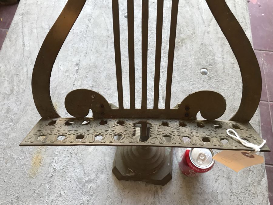 Vintage Brass Lyre Music Display Stand [Photo 2]