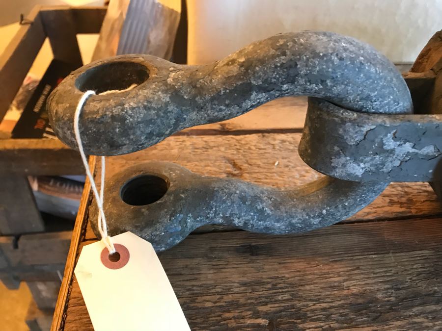 Large Vintage Wooden Pulley [Photo 6]