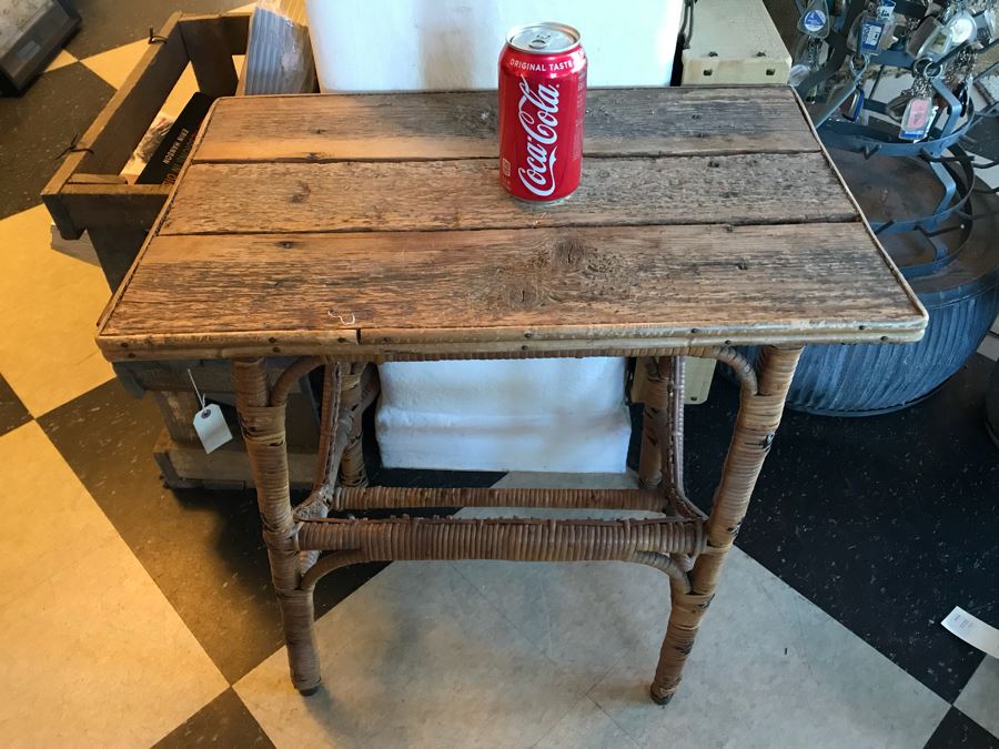 Vintage Side Table [Photo 4]