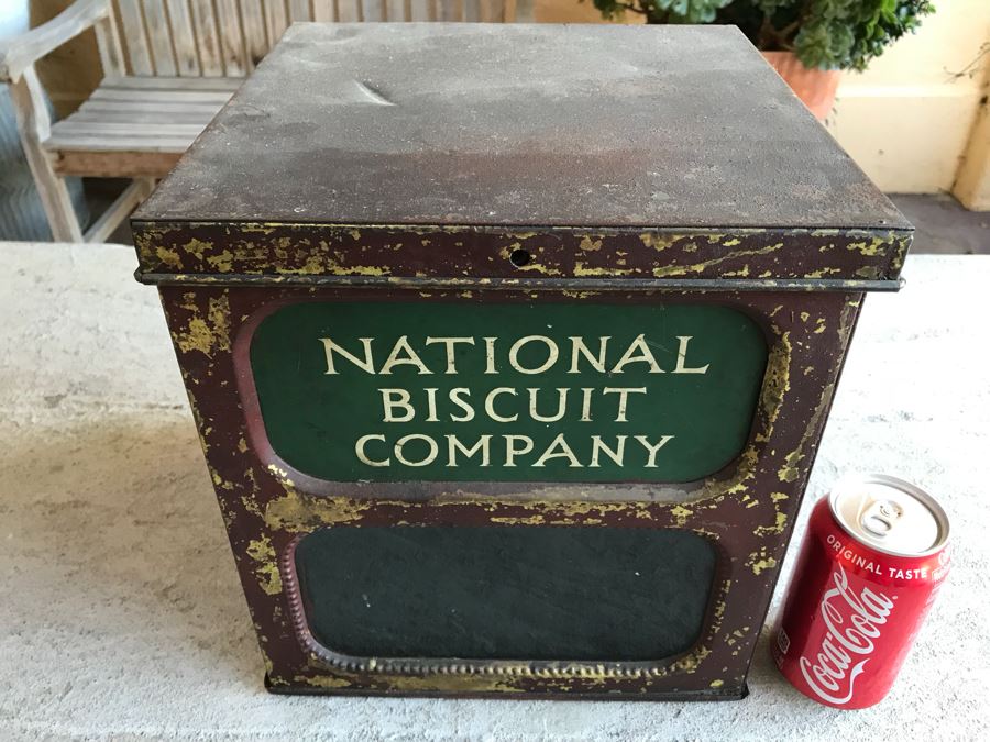 Vintage Nipiol Buitoni Biscuits Tin Box 