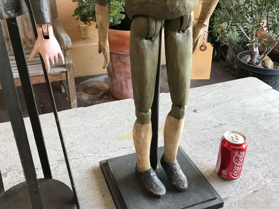 Pair Of Doll Figures On Stands [Photo 11]