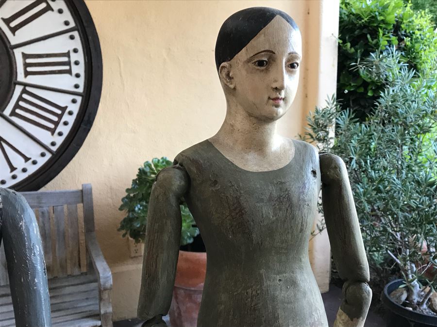 Pair Of Doll Figures On Stands [Photo 10]