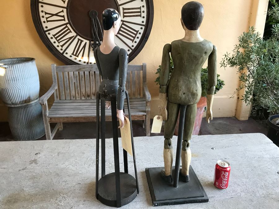 Pair Of Doll Figures On Stands [Photo 13]