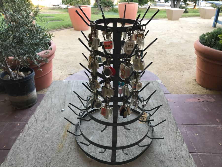 Round 6-Tier Metal Display Rack Filled With Vintage Keychains - See Photos [Photo 1]