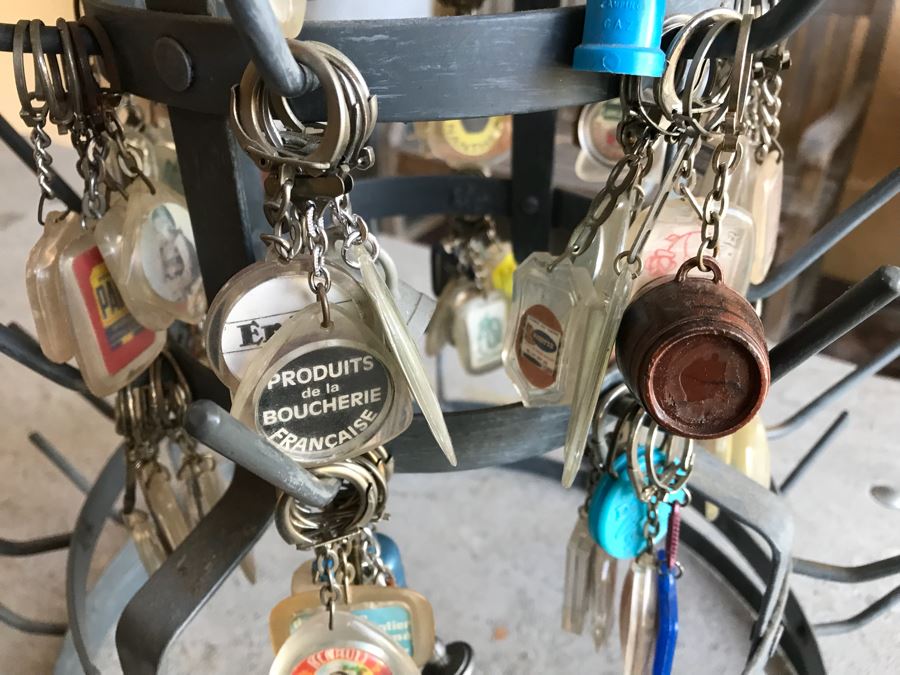 Round 6-Tier Metal Display Rack Filled With Vintage Keychains - See Photos [Photo 27]