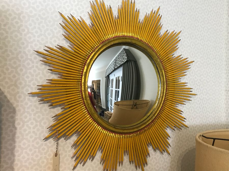 Very Cool Starburst Convex Mirror Made Of Sharpened No 2 Pencils [Photo 3]