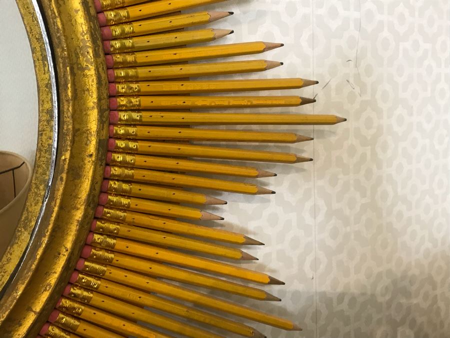 Very Cool Starburst Convex Mirror Made Of Sharpened No 2 Pencils [Photo 8]